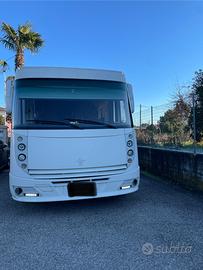 Camper motorhome niesmann + bischoff