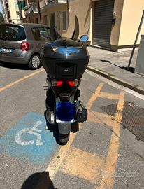 Honda sh 300i abs sport