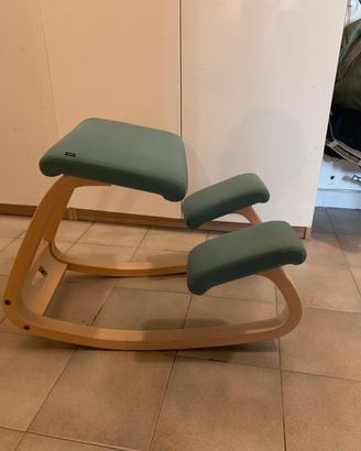 Sedia ergonomica inginocchiata