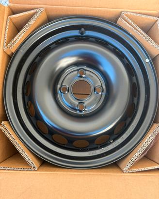 Set 4 cerchi in acciaio 15” – 4,5Jx15 H2 ET35