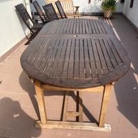 Tavolo da esterno in legno