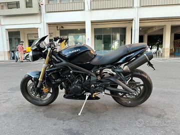 Triumph Street Triple 675 2012