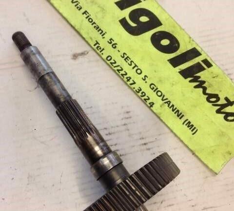 albero ruota posteriore SCARABEO LIGHT 125 2009 in