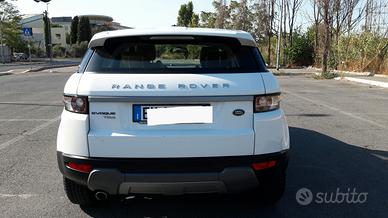 Range Rover Evoque 2.2. TD PURE 150CV  