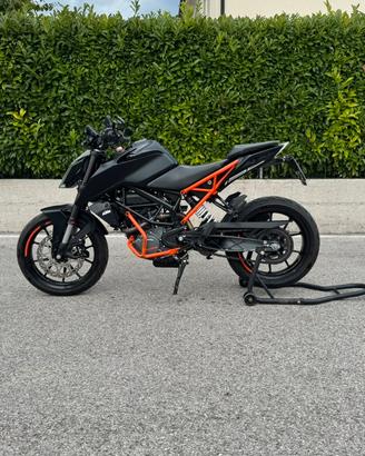 Ktm duke 125