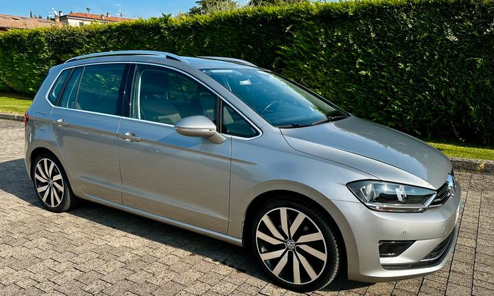 VW Golf Sportsvan Highline DSG
