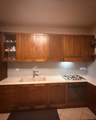 Cucina in Legno di Castagno