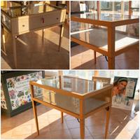 arredamento negozio/ufficio mobili e vetrine