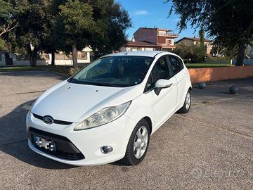Ford Fiesta 1.4 TDCi 70CV 2011 - Perfetta per neop