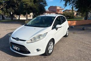 Ford Fiesta 1.4 TDCi 70CV 2011 - Perfetta per neop