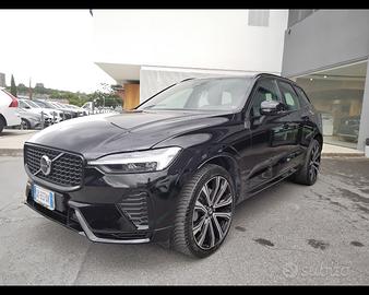 VOLVO XC60 II 2022 - XC60 2.0 b4 Plus Dark awd aut
