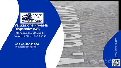 Immobile in asta di 306 m² con più di 5 locali a M