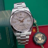 Rolex Oyster Perpetual 41 124300 nuovo PERMUTE