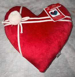 Cuscino a Cuore in Velluto Rosso