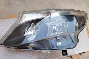Faro anteriore sinistro Mercedes Vito W447