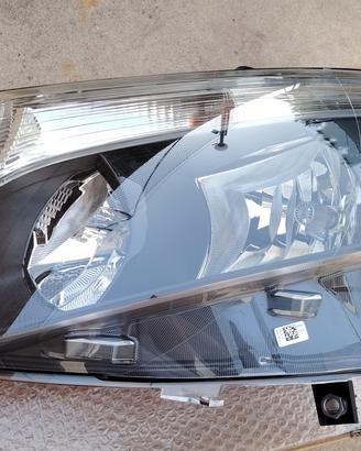 Faro anteriore sinistro Mercedes Vito W447