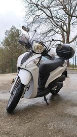 Kymco People One 125i del 2016