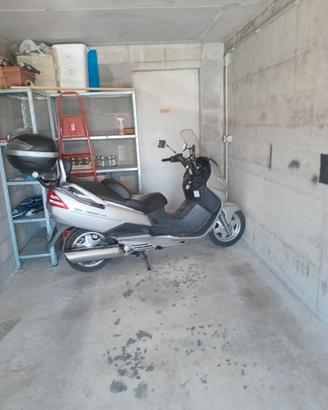 Suzuki Burgman 400