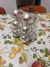 6 vasetti portaspezie con supporto metallico