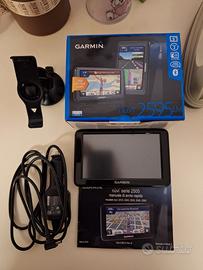 navigatore per auto garmin