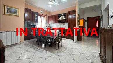 4 LOCALI A MONTEROTONDO