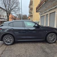 Auto Stelvio Executive