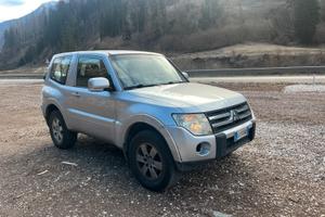 Mitsubishi Pajero 3.2