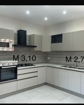 Cucina angolare pari sl nuovo