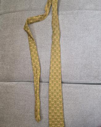 Cravatta vintage Pierre Cardin in seta