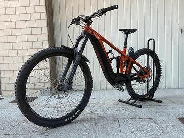 E-bike mtb Giant reign e+ tag. M batteria 800 w