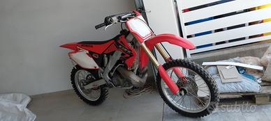 honda 250cr r del  2004