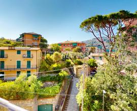 AMPIO TRILOCALE CON BALCONE!