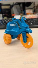 Triciclo Cicciobello azzurro e arancione