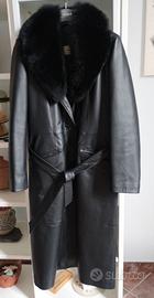Cappotto donna in pelle nera 