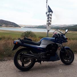 Kawasaki GPZ 900R