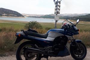 Kawasaki GPZ 900R