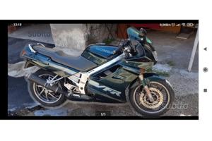 Honda VFR 750