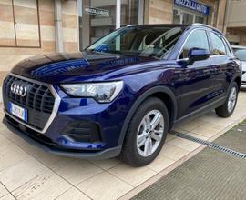 Audi Q3 35 TDI S tronic Business