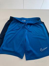 Pantaloncini Nike S