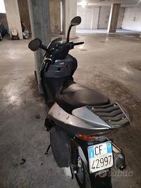 Aprilia leonardo ST
