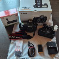 Canon EOS 5D mark II + BG E6