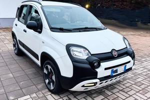 fiat panda cross 1.0 Hybrid 