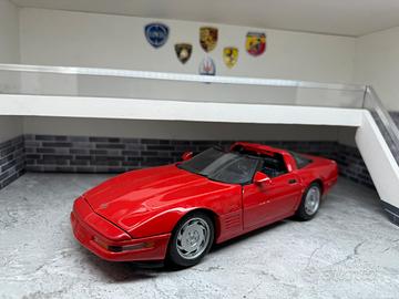 Chevrolet corvette 1/18 misto