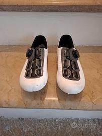 Scarpe da ciclismo su strada