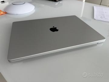 Apple Macbook Pro 16 - 2TB -32GB