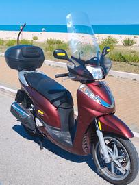 Honda SH 300 i