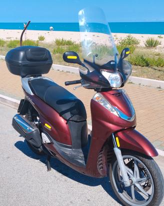 Honda SH 300 i