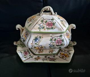 capodimonte zuppiera