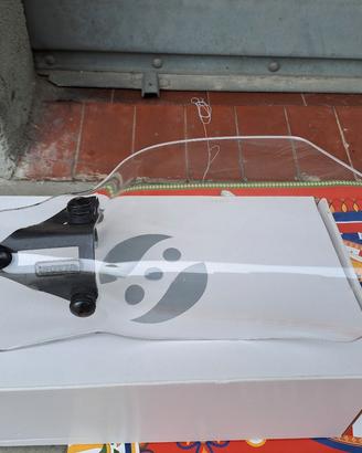 Paramani R1200R marca Isotta plexiglas