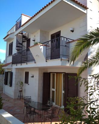 Villa a 200m dal mare